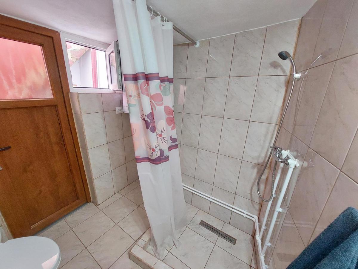 Casa De Vacanta Danube Moldova Noua Екстериор снимка